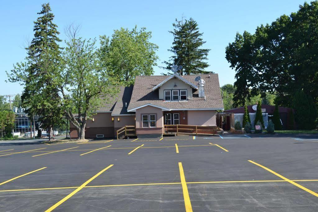 Latham Inn Exterior foto